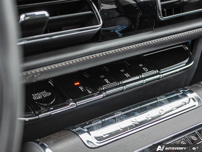 NEW 2026 Lincoln Aviator Reserve - Infinite Black Metallic Exterior / ONYX PREM LEATHER Interior - $85,436 - Stock #E60508 - VIN 5LM5J7XC3TGL15231 - Photo 19