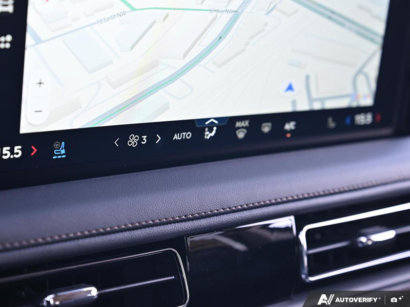 NEW 2026 Lincoln Aviator Reserve - Whisper Blue Metallic Clearcoat Exterior / ONYX PREM LEATHER Interior - $94,673 - Stock #E60986 - VIN 5LM5J7XC2TGL23935 - Photo 22