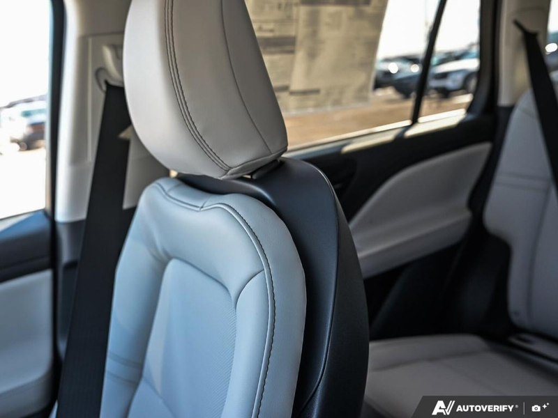 NEW 2026 Lincoln Aviator Premiere - Pristine White Metallic Tri-coat Exterior / LIGHT SPACE GRAY Interior - $80,884 - Stock #E60515 - VIN 5LM5J6XC1TGL13164 - Photo 23