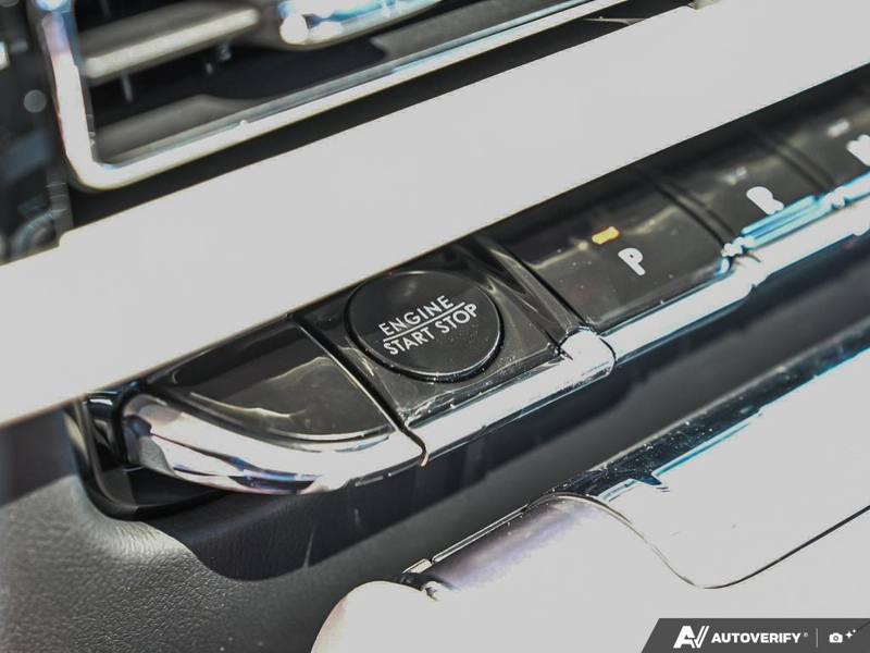 NEW 2026 Lincoln Aviator Premiere - Pristine White Metallic Tri-coat Exterior / LIGHT SPACE GRAY Interior - $80,884 - Stock #E60515 - VIN 5LM5J6XC1TGL13164 - Photo 27