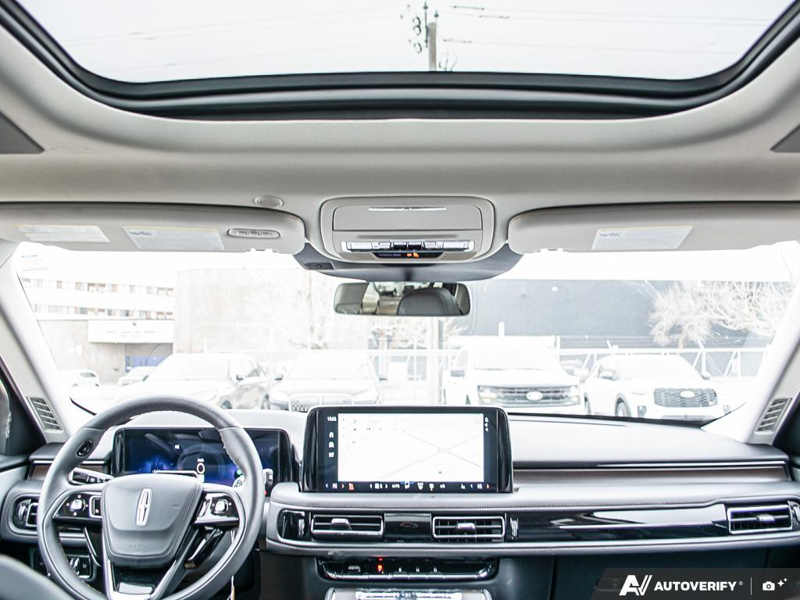 NEW 2026 Lincoln Aviator Reserve - Infinite Black Metallic Exterior / ONYX PREM LEATHER Interior - $85,436 - Stock #E60508 - VIN 5LM5J7XC3TGL15231 - Photo 27