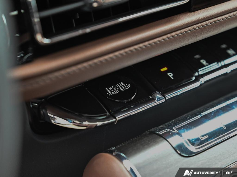NEW 2026 Lincoln Aviator Reserve - Infinite Black Metallic Exterior / HOT CHOCOLATE PREM LTHR Interior - $98,944 - Stock #E60640 - VIN 5LM5J7XC9TGL16870 - Photo 27