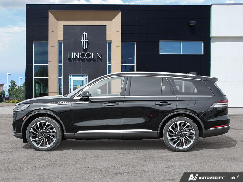 NEW 2026 Lincoln Aviator Reserve - Infinite Black Metallic Exterior / HOT CHOCOLATE PREM LTHR Interior - $90,944 - Stock #E60304 - VIN 5LM5J7XC4TGL12502 - Photo 3