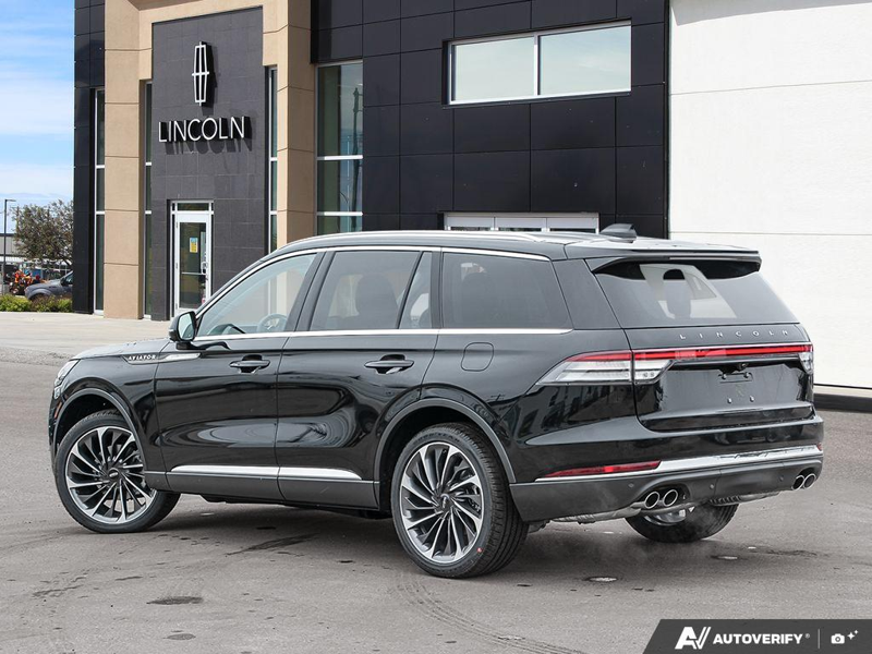 NEW 2026 Lincoln Aviator Reserve - Infinite Black Metallic Exterior / ONYX PREM LEATHER Interior - $85,436 - Stock #E60508 - VIN 5LM5J7XC3TGL15231 - Photo 4