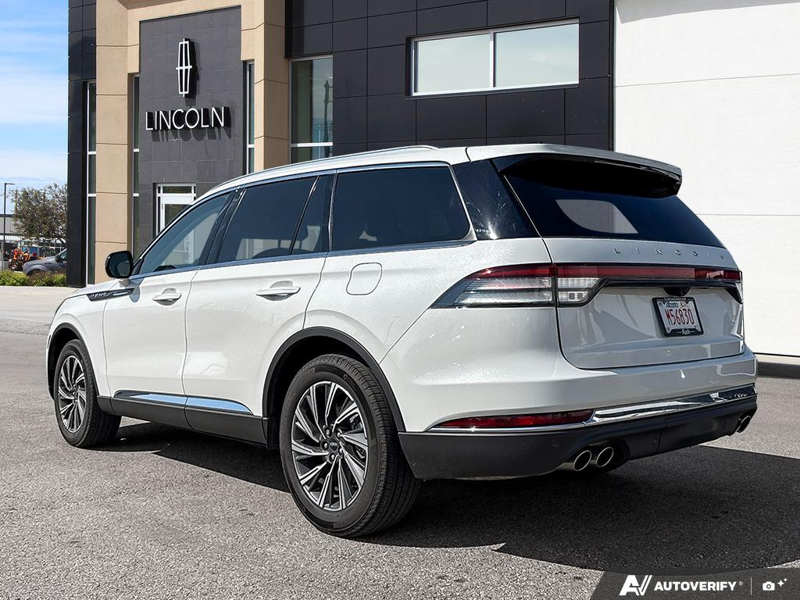 DEMO 2026 Lincoln Aviator Premiere - Pristine White Metallic Tri-coat Exterior / LIGHT SPACE GRAY Interior - $79,216 - Stock #E60358 - VIN 5LM5J6XC7TGL12813 - Photo 4