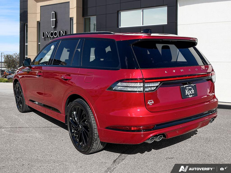 USED 2026 Lincoln Aviator Reserve - Red Carpet Exterior - $99,695 - Stock #EP4792 - VIN 5LM5J7XC7TGL13045 - Photo 4
