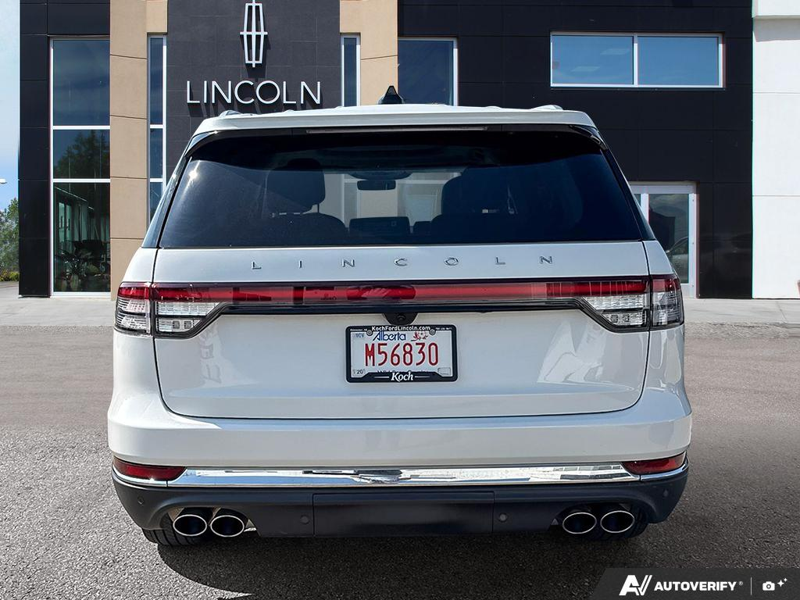 DEMO 2026 Lincoln Aviator Premiere - Pristine White Metallic Tri-coat Exterior / LIGHT SPACE GRAY Interior - $79,216 - Stock #E60358 - VIN 5LM5J6XC7TGL12813 - Photo 5