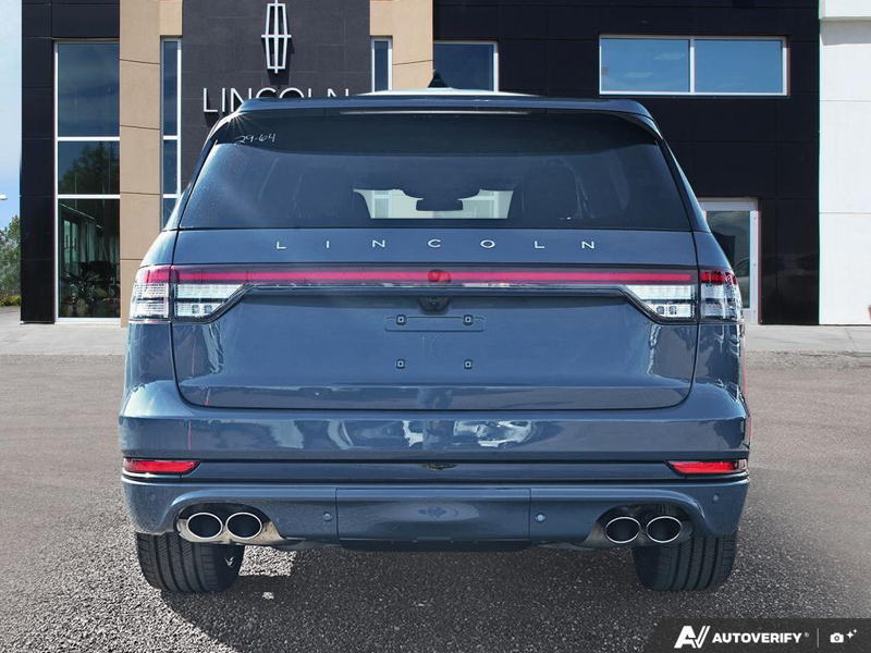 NEW 2026 Lincoln Aviator Reserve - Whisper Blue Metallic Clearcoat Exterior / ONYX PREM LEATHER Interior - $94,673 - Stock #E60986 - VIN 5LM5J7XC2TGL23935 - Photo 5