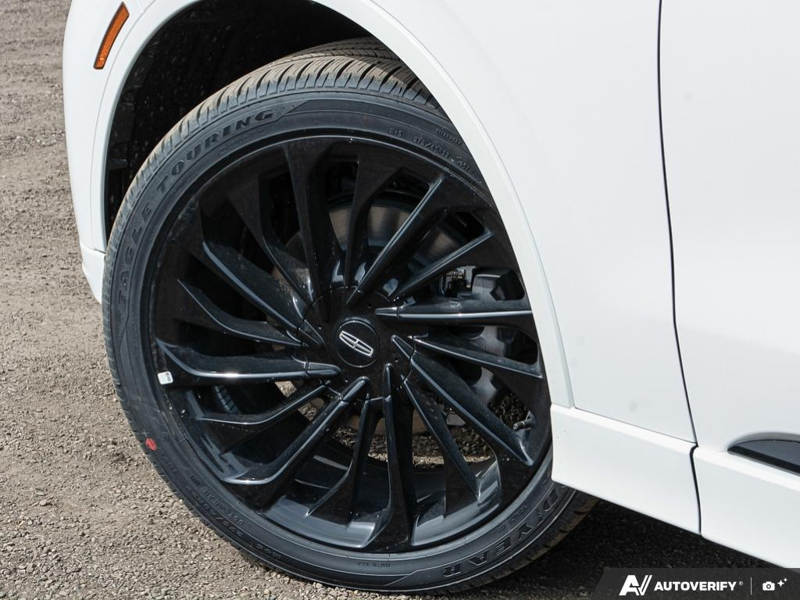 NEW 2026 Lincoln Aviator Reserve - Pristine White Metallic Tri-coat Exterior / HOT CHOCOLATE PREM LTHR Interior - $94,214 - Stock #E60213 - VIN 5LM5J7XC5TGL08944 - Photo 6