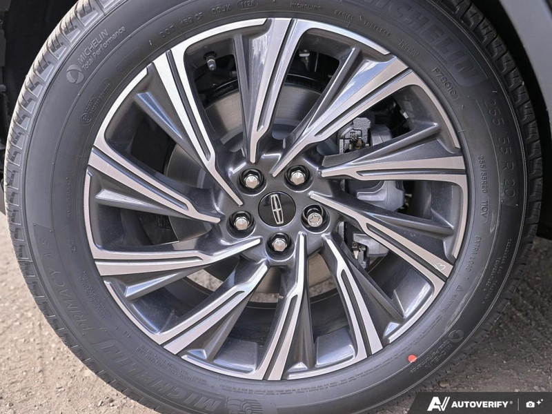 NEW 2026 Lincoln Aviator Premiere - Infinite Black Metallic Exterior / ONYX, LINCOLN SOFT TOUCH HEATED/VENTILATED COMFORT SEATS Interior - $77,111 - Stock #E60613 - VIN 5LM5J6XC3TGL13148 - Photo 6