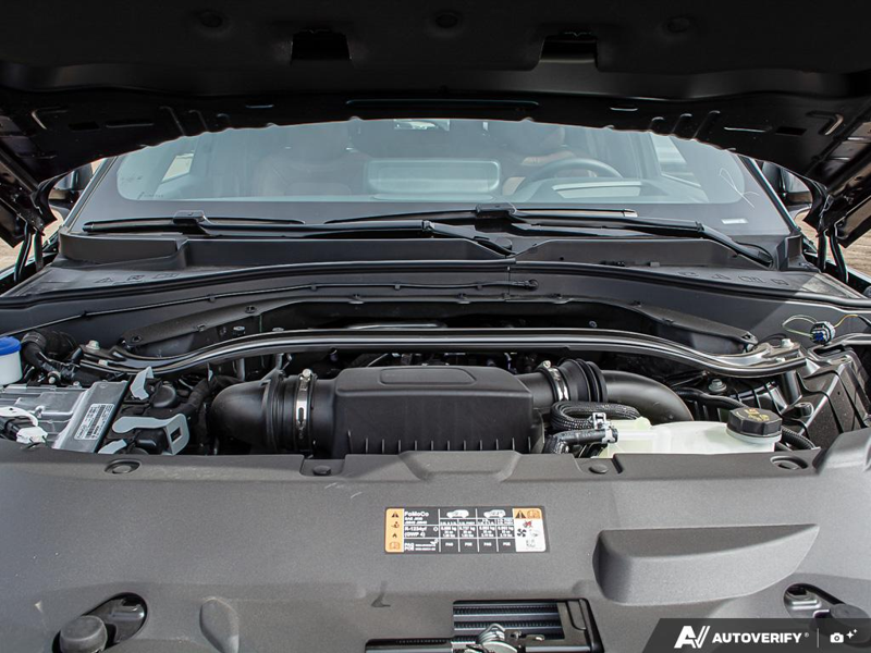 NEW 2026 Lincoln Aviator Reserve - Infinite Black Metallic Exterior / HOT CHOCOLATE PREM LTHR Interior - $90,944 - Stock #E60304 - VIN 5LM5J7XC4TGL12502 - Photo 8