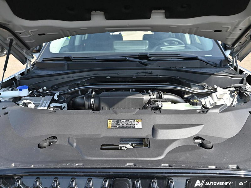 NEW 2026 Lincoln Aviator Reserve - Whisper Blue Metallic Clearcoat Exterior / ONYX PREM LEATHER Interior - $92,500 - Stock #E60974 - VIN 5LM5J7XC8TGL25012 - Photo 8