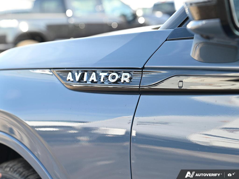 NEW 2026 Lincoln Aviator Reserve - Whisper Blue Metallic Clearcoat Exterior / ONYX PREM LEATHER Interior - $94,673 - Stock #E60986 - VIN 5LM5J7XC2TGL23935 - Photo 8