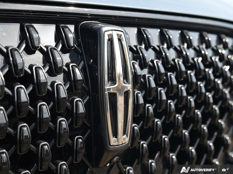 NEW 2026 Lincoln Aviator Reserve - Whisper Blue Metallic Clearcoat Exterior / ONYX PREM LEATHER Interior - $92,500 - Stock #E60974 - VIN 5LM5J7XC8TGL25012 - Photo 9