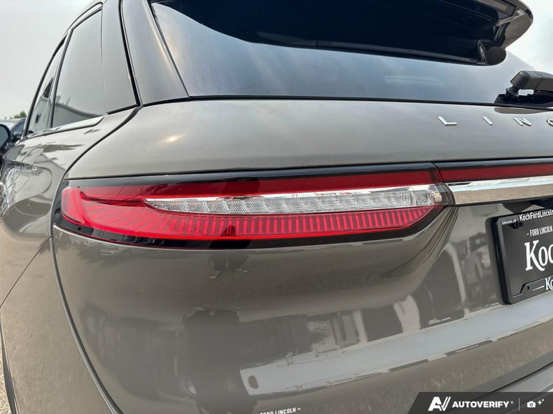 USED 2026 Lincoln Corsair Reserve - Harbour Grey Clearcoat Exterior / EBONY/ETERNAL RED, PREMIUM LEATHER-TRIMMED HEATED/VENTILATED CAP Interior - $57,950 - Stock #EP4716 - VIN 5LMCJ2DA0TUL00037 - Photo 11