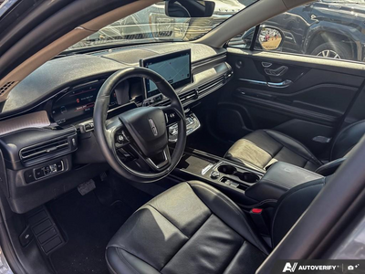 USED 2026 Lincoln Corsair Reserve - EBONY, PREMIUM LEATHER-TRIMMED HEATED/VENTILATED CAPTAIN'S CHAIR Interior - $59,976 - Stock #EP4718 - VIN 5LMCJ2DA1TUL00077
