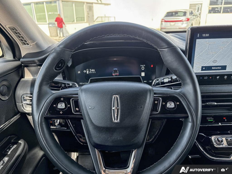USED 2026 Lincoln Corsair Reserve - Red Carpet Metallic Tinted Clearcoat Exterior / EBONY, PREMIUM LEATHER-TRIMMED HEATED/VENTILATED CAPTAIN'S CHAIR Interior - $64,955 - Stock #EP4725 - VIN 5LMCJ2DA2TUL00024 - Photo 14