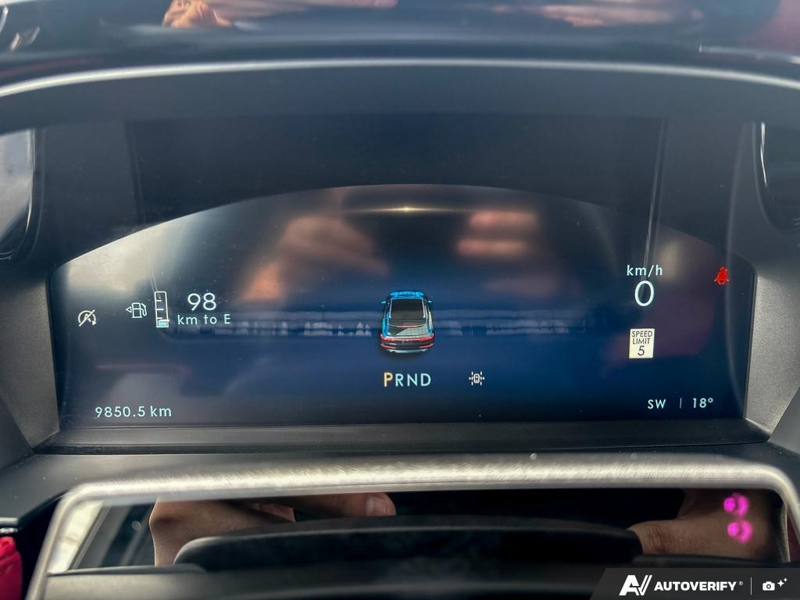 USED 2026 Lincoln Corsair Reserve - Red Carpet Metallic Tinted Clearcoat Exterior / EBONY/ETERNAL RED, PREMIUM LEATHER-TRIMMED HEATED/VENTILATED CAP Interior - $59,984 - Stock #EP4733 - VIN 5LMCJ2DA5TUL00051 - Photo 15