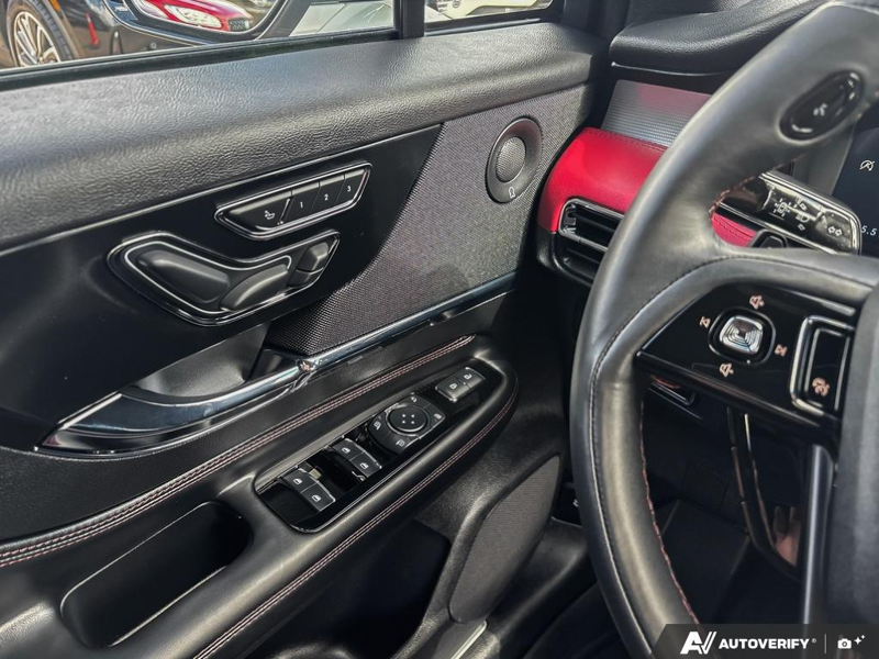 USED 2026 Lincoln Corsair Reserve - Pristine White Metallic Tri-coat Exterior / EBONY/ETERNAL RED, PREMIUM LEATHER-TRIMMED HEATED/VENTILATED CAP Interior - $63,976 - Stock #EP4740 - VIN 5LMCJ2DA2TUL00119 - Photo 17