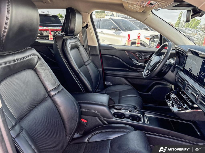 USED 2026 Lincoln Corsair Reserve - Red Carpet Metallic Tinted Clearcoat Exterior / EBONY, PREMIUM LEATHER-TRIMMED HEATED/VENTILATED CAPTAIN'S CHAIR Interior - $64,955 - Stock #EP4725 - VIN 5LMCJ2DA2TUL00024 - Photo 22