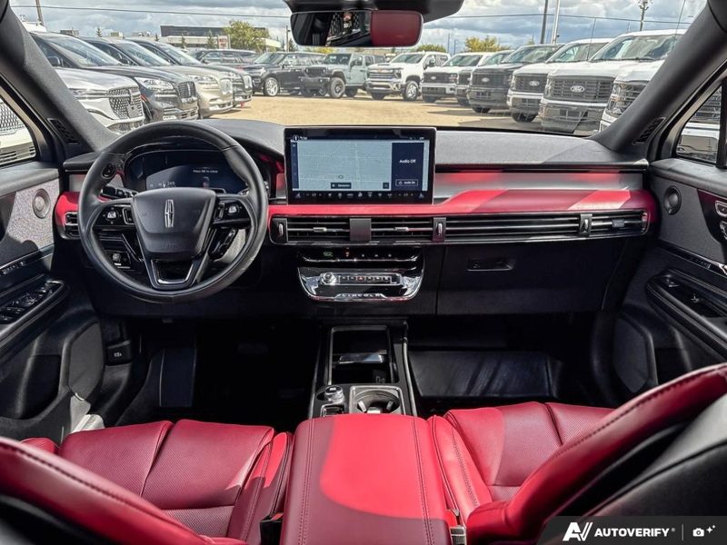 USED 2026 Lincoln Corsair Reserve - Pristine White Metallic Tri-coat Exterior / EBONY/ETERNAL RED, PREMIUM LEATHER-TRIMMED HEATED/VENTILATED CAP Interior - $63,976 - Stock #EP4740 - VIN 5LMCJ2DA2TUL00119 - Photo 24