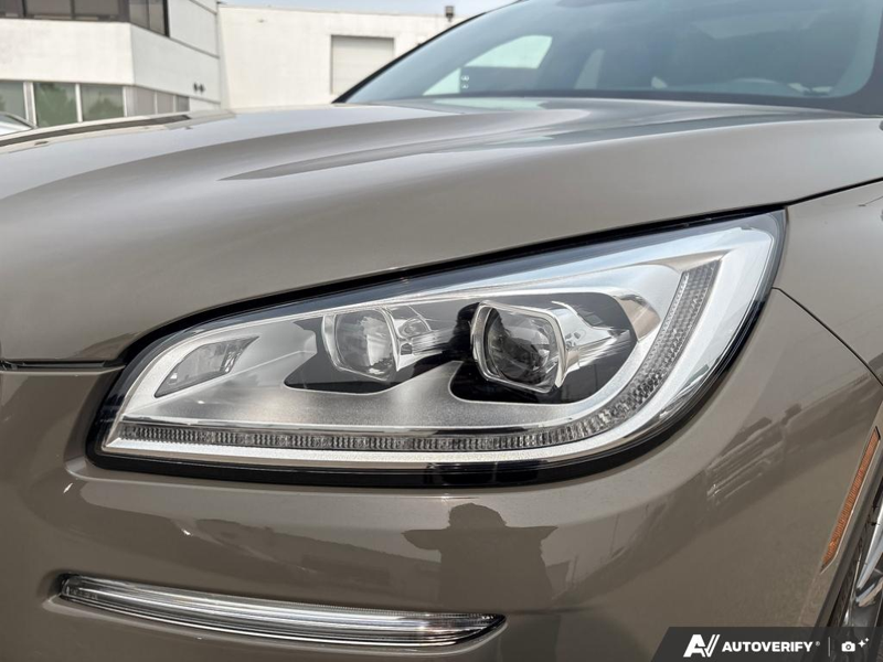 USED 2026 Lincoln Corsair Reserve - Harbour Grey Clearcoat Exterior / EBONY/ETERNAL RED, PREMIUM LEATHER-TRIMMED HEATED/VENTILATED CAP Interior - $57,950 - Stock #EP4716 - VIN 5LMCJ2DA0TUL00037 - Photo 8