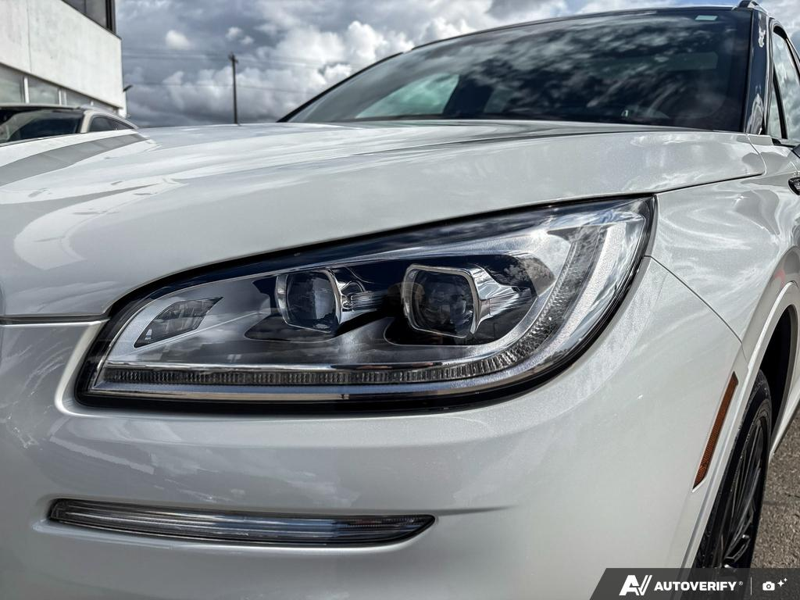USED 2026 Lincoln Corsair Reserve - Pristine White Metallic Tri-coat Exterior / EBONY/ETERNAL RED, PREMIUM LEATHER-TRIMMED HEATED/VENTILATED CAP Interior - $63,976 - Stock #EP4740 - VIN 5LMCJ2DA2TUL00119 - Photo 8