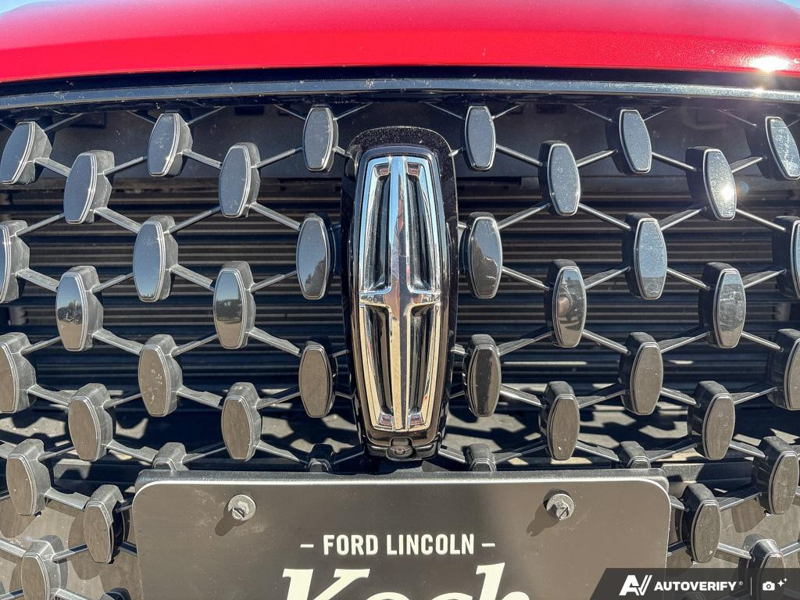 USED 2026 Lincoln Corsair Reserve - Red Carpet Metallic Tinted Clearcoat Exterior / EBONY, PREMIUM LEATHER-TRIMMED HEATED/VENTILATED CAPTAIN'S CHAIR Interior - $64,955 - Stock #EP4725 - VIN 5LMCJ2DA2TUL00024 - Photo 9