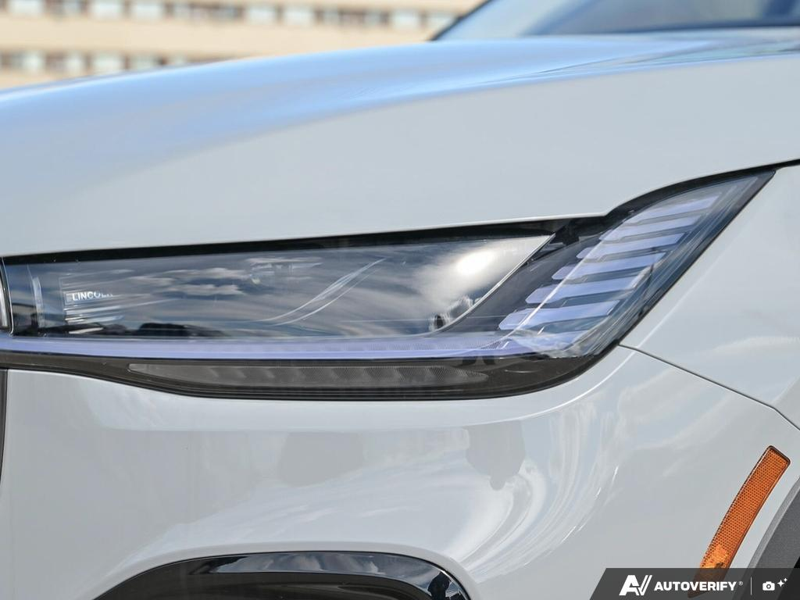 DEMO 2026 Lincoln Nautilus Premiere - Gray Matter Met Cc Exterior / ONYX BLACK, LINCOLN SOFT TOUCH HEATED FRONT CAPTAIN'S CHAIRS Interior - $68,153 - Stock #E60347 - VIN 5LMPJ8JA3TJ034846 - Photo 10