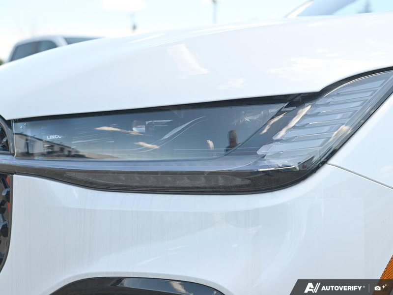NEW 2026 Lincoln Nautilus Reserve - White Platinum Metallic Tri-coat Exterior / SPACE GRAY LEATHER Interior - $74,909 - Stock #E60481 - VIN 5LMPJ8KA4TJ040072 - Photo 10