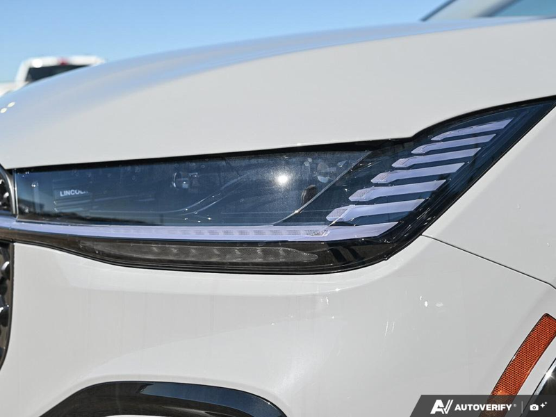 NEW 2026 Lincoln Nautilus Reserve - Gray Matter Met Cc Exterior / SPACE GRAY LEATHER Interior - $74,909 - Stock #E60819 - VIN 5LMPJ8KA0TJ057595 - Photo 10