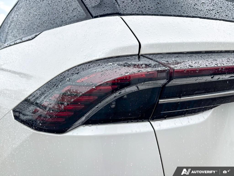 NEW 2026 Lincoln Nautilus Reserve - White Platinum Metallic Tri-coat Exterior / SPACE GRAY LEATHER Interior - $80,659 - Stock #E60483 - VIN 5LMPJ8KA8TJ039152 - Photo 11