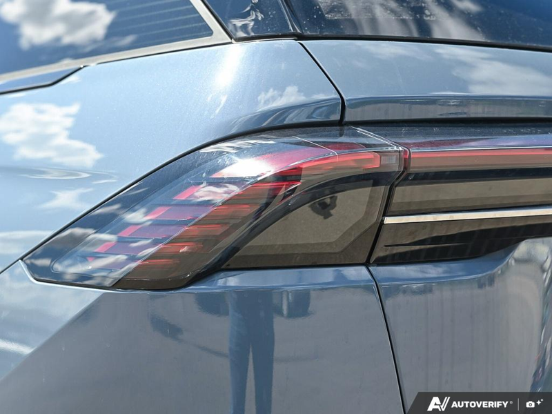 NEW 2026 Lincoln Nautilus Premiere - Whisper Blue Metallic Clearcoat Exterior / ONYX BLACK, LINCOLN SOFT TOUCH HEATED FRONT CAPTAIN'S CHAIRS Interior - $67,184 - Stock #E60726 - VIN 5LMPJ8JA9TJ049688 - Photo 12