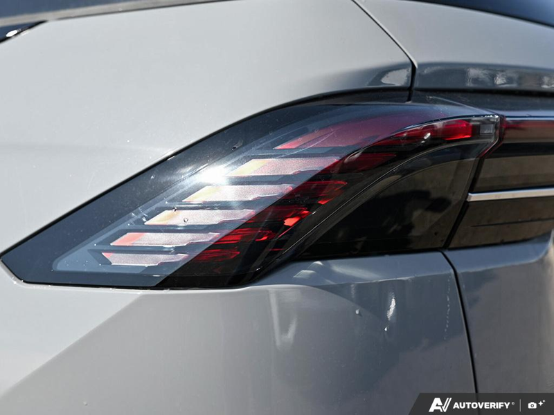 NEW 2026 Lincoln Nautilus Premiere - Gray Matter Met Cc Exterior / ONYX BLACK, LINCOLN SOFT TOUCH HEATED FRONT CAPTAIN'S CHAIRS Interior - $62,238 - Stock #E60829 - VIN 5LMPJ8JA8TJ059953 - Photo 11