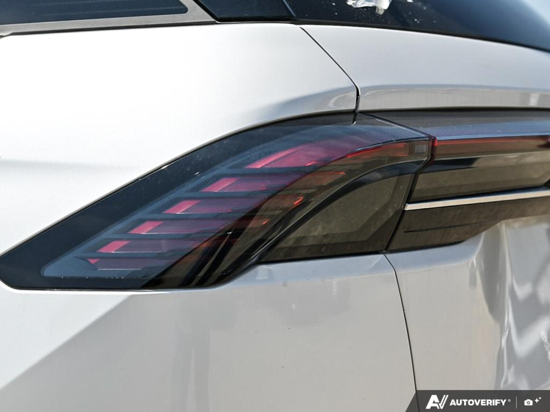 NEW 2026 Lincoln Nautilus Reserve - White Platinum Metallic Tri-coat Exterior / HOT CHOCOLATE, PREMIUM LEATHER-TRIMMED Interior - $79,094 - Stock #E60814 - VIN 5LMPJ8KA6TJ058251 - Photo 12