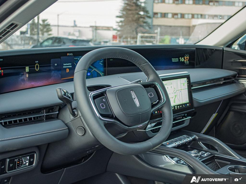 NEW 2026 Lincoln Nautilus Reserve - Infinite Black Metallic Exterior / BLACK ONYX/GREY PREM LEATHER SEATS Interior - $78,159 - Stock #E60149 - VIN 5LMPJ8KA3TJ017608 - Photo 13