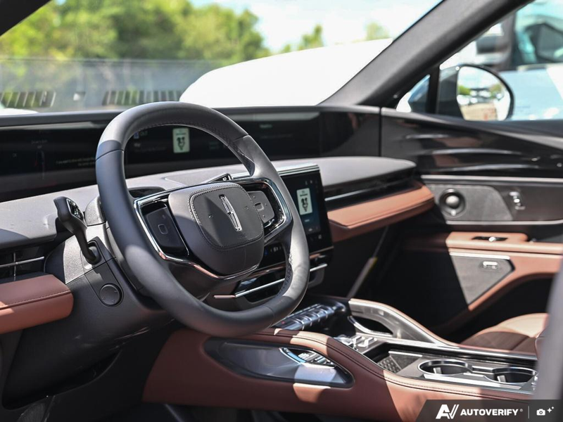NEW 2026 Lincoln Nautilus Reserve - Infinite Black Metallic Exterior / HOT CHOCOLATE LEATHER Interior - $73,508 - Stock #E60733 - VIN 5LMPJ8KA7TJ052071 - Photo 13