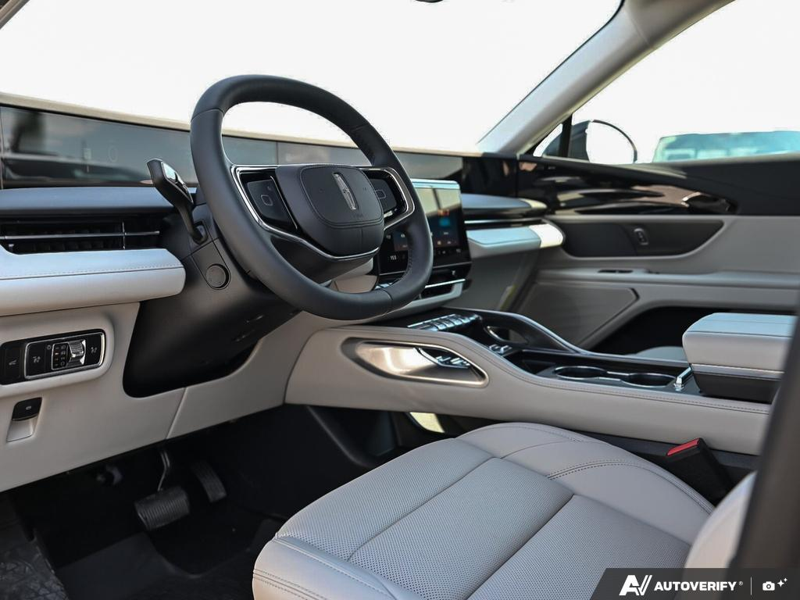 NEW 2026 Lincoln Nautilus Premiere - White Platinum Metallic Tri-coat Exterior / MEDIUM LIGHT SPACE GRAY, LINCOLN SOFT TOUCH HEATED FRONT CAPTAIN Interior - $62,238 - Stock #E60827 - VIN 5LMPJ8JA0TJ057047 - Photo 13