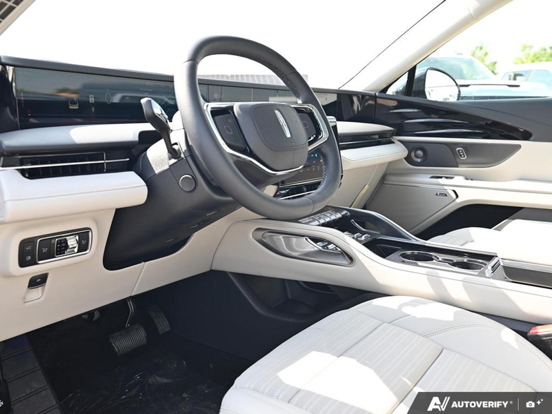 NEW 2026 Lincoln Nautilus Reserve Hybrid - White Platinum Metallic Tri-coat Exterior / MEDIUM LIGHT SPACE GRAY, PREM LTHR-TRIMMED HTD/VENTILATED CAPTAI Interior - $77,796 - Stock #E61037 - VIN 5LMPJ8K47TJ065929 - Photo 13