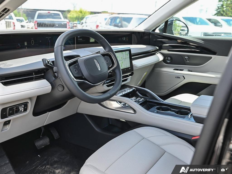 NEW 2026 Lincoln Nautilus Premiere - Infinite Black Metallic Exterior / MEDIUM LIGHT SPACE GRAY, LINCOLN SOFT TOUCH HEATED FRONT CAPTAIN Interior - $59,484 - Stock #E60729 - VIN 5LMPJ8JA5TJ052104 - Photo 13