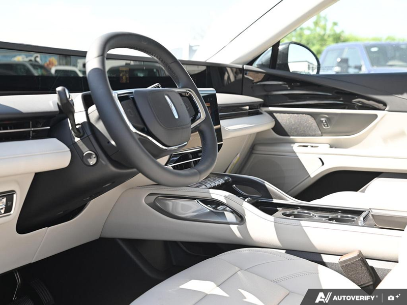 DEMO 2026 Lincoln Nautilus Premiere - Silver Radiance Exterior / MEDIUM LIGHT SPACE GRAY, LINCOLN SOFT TOUCH HEATED FRONT CAPTAIN Interior - $53,884 - Stock #E60739 - VIN 5LMPJ8JA1TJ051743 - Photo 13