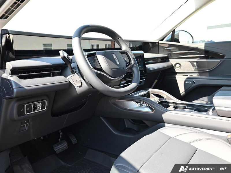NEW 2026 Lincoln Nautilus Premiere - Red Carpet Exterior / ONYX BLACK, LINCOLN SOFT TOUCH HEATED FRONT CAPTAIN'S CHAIRS Interior - $60,434 - Stock #E60813 - VIN 5LMPJ8JA3TJ059388 - Photo 13