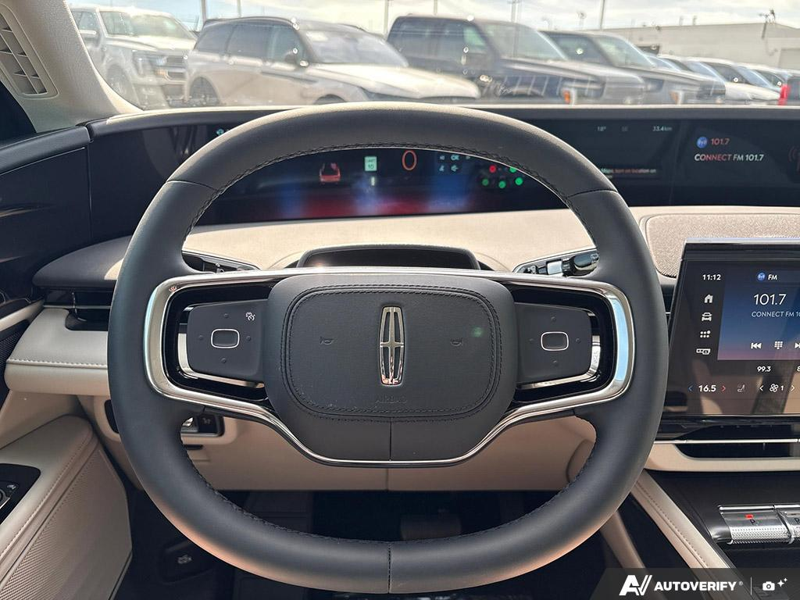 NEW 2026 Lincoln Nautilus Premiere - Gray Matter Met Cc Exterior / MEDIUM LIGHT SPACE GRAY, LINCOLN SOFT TOUCH HEATED FRONT CAPTAIN Interior - $63,284 - Stock #E60742 - VIN 5LMPJ8JA0TJ052124 - Photo 14
