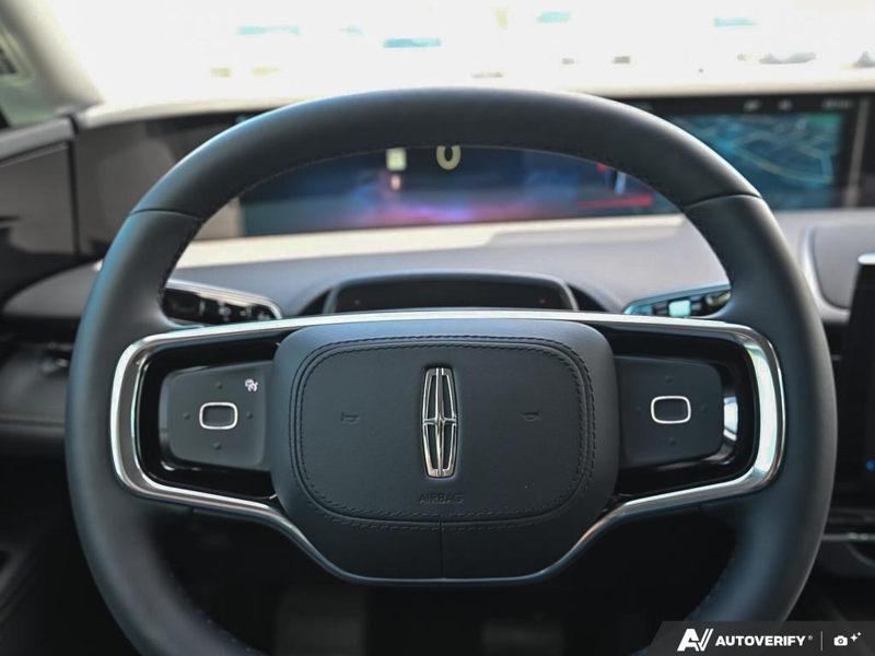 NEW 2026 Lincoln Nautilus Premiere - Infinite Black Metallic Exterior / ONYX BLACK, LINCOLN SOFT TOUCH HEATED FRONT CAPTAIN'S CHAIRS Interior - $61,305 - Stock #E60622 - VIN 5LMPJ8JA2TJ046793 - Photo 14