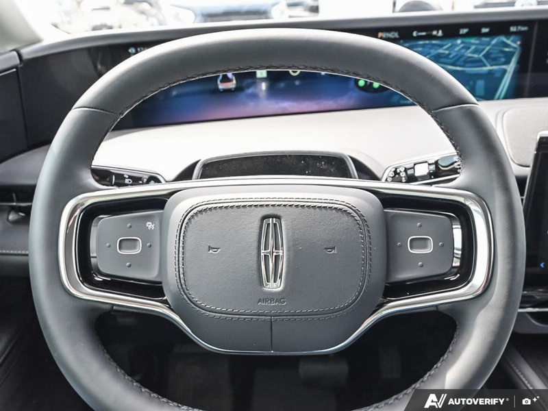 NEW 2026 Lincoln Nautilus Premiere - Silver Radiance Exterior / ONYX BLACK, LINCOLN SOFT TOUCH HEATED FRONT CAPTAIN'S CHAIRS Interior - $61,415 - Stock #E60828 - VIN 5LMPJ8JA8TJ059046 - Photo 14