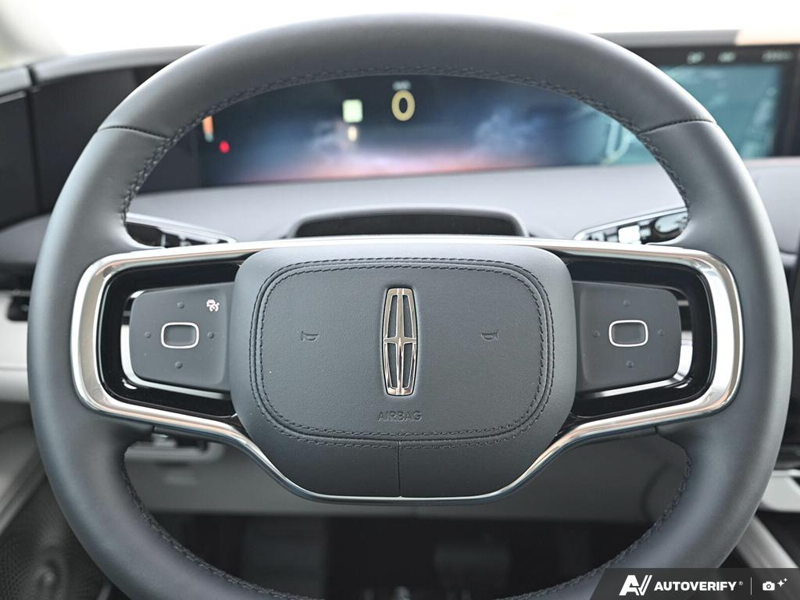 NEW 2026 Lincoln Nautilus Reserve Hybrid - White Platinum Metallic Tri-coat Exterior / MEDIUM LIGHT SPACE GRAY, PREMIUM LEATHER-TRIMMED HEAT/VENT CAPTA Interior - $84,258 - Stock #E61032 - VIN 5LMPJ8K43TJ066799 - Photo 14