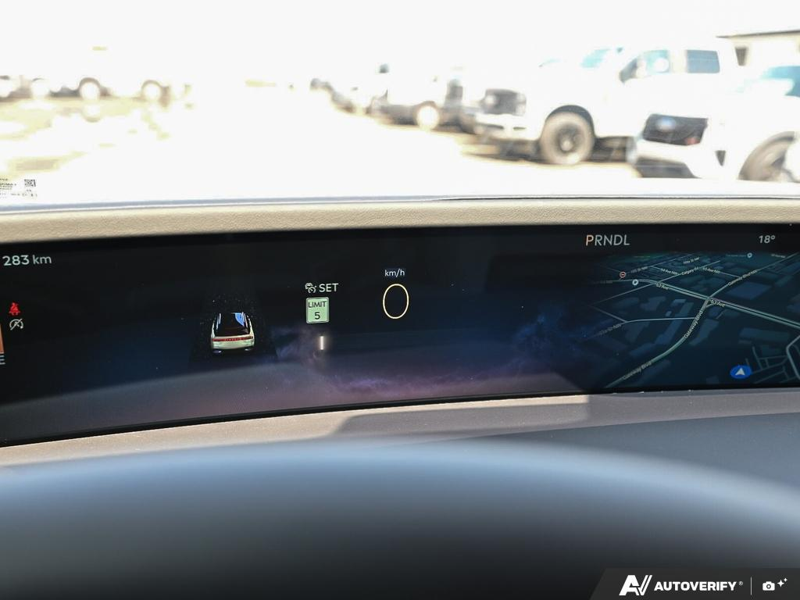 NEW 2026 Lincoln Nautilus Premiere - White Platinum Metallic Tri-coat Exterior / MEDIUM LIGHT SPACE GRAY, LINCOLN SOFT TOUCH HEATED FRONT CAPTAIN Interior - $62,238 - Stock #E60827 - VIN 5LMPJ8JA0TJ057047 - Photo 15