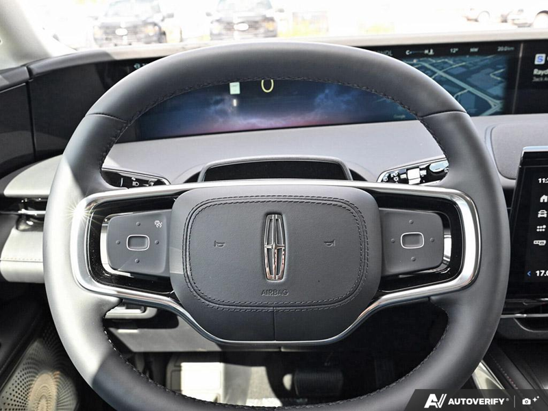 NEW 2026 Lincoln Nautilus Reserve Hybrid - Infinite Black Metallic Clearcoat Exterior / BLACK OYNX, PREMIUM LEATHER-TRIMMED HEAT/VENT CAPTAIN'S CHAIRS Interior - $83,586 - Stock #E61027 - VIN 5LMPJ8K47TJ064652 - Photo 14