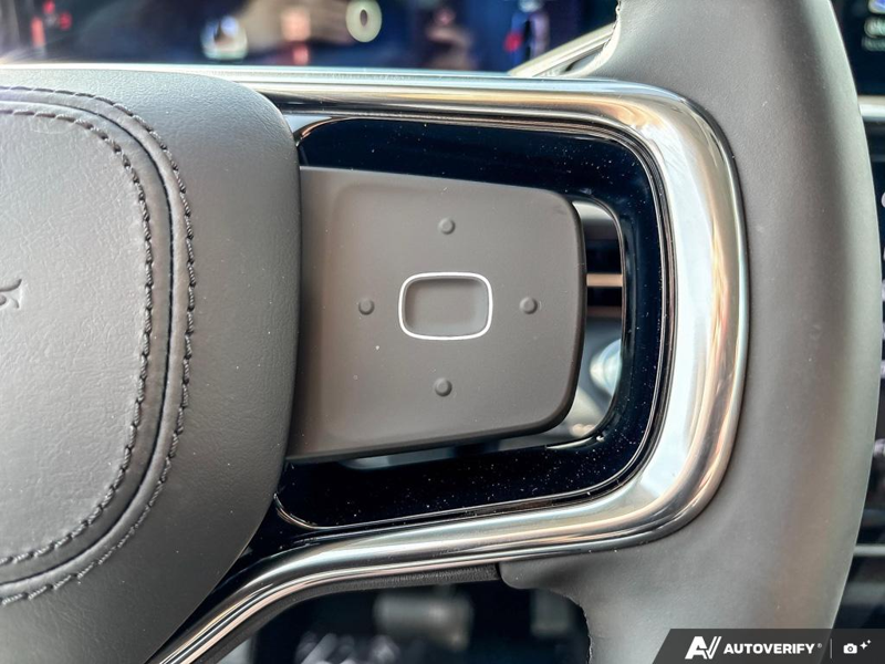 NEW 2026 Lincoln Nautilus Premiere - Gray Matter Met Cc Exterior / ONYX BLACK, LINCOLN SOFT TOUCH HEATED FRONT CAPTAIN'S CHAIRS Interior - $63,284 - Stock #E60741 - VIN 5LMPJ8JA5TJ052054 - Photo 16