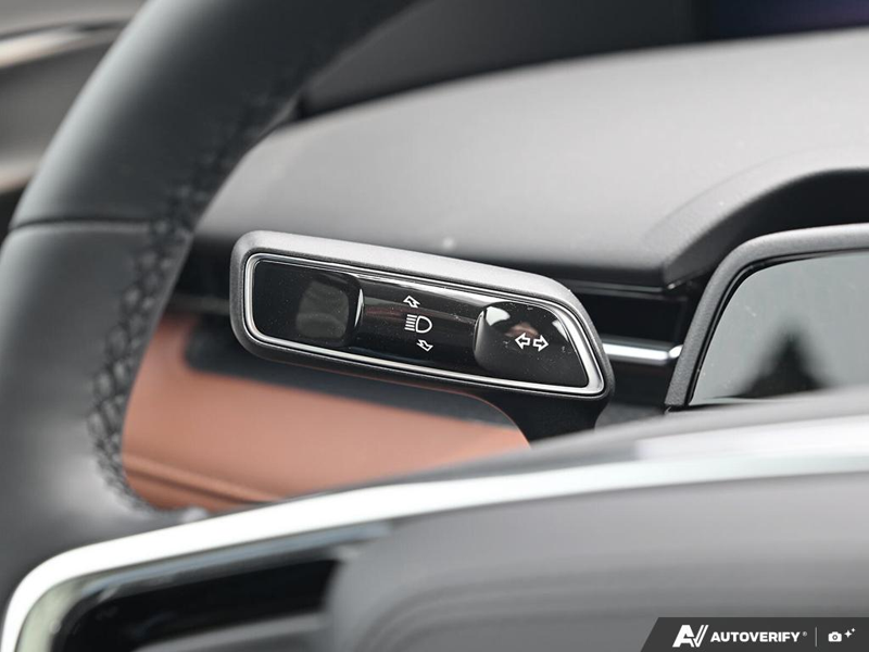 NEW 2026 Lincoln Nautilus Reserve Hybrid - Infinite Black Metallic Clearcoat Exterior / HOT CHOCOLATE, PREMIUM LEATHER-TRIMMED HEAT/VENT CAPTAIN'S CHAIR Interior - $83,586 - Stock #E61026 - VIN 5LMPJ8K43TJ064650 - Photo 15